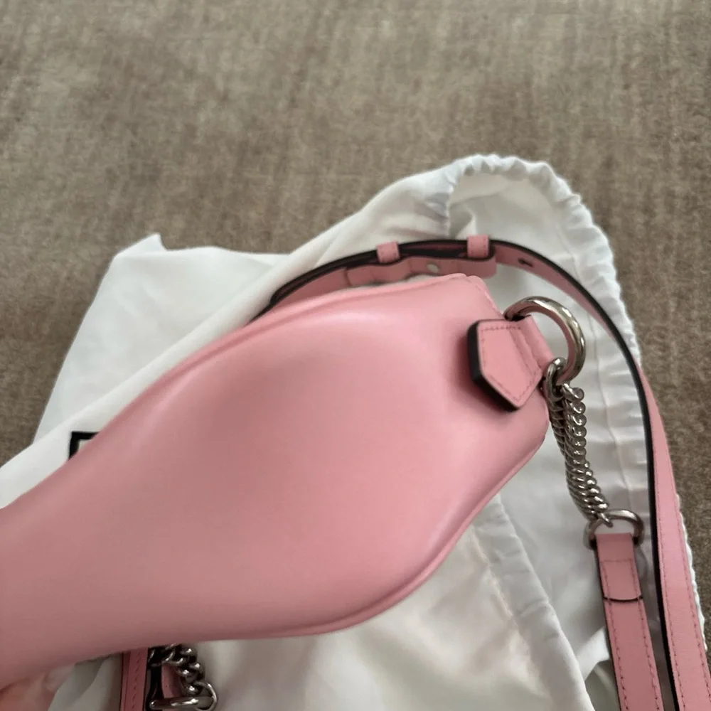 Gucci GG Marmont Small Camera Bag Blush Pink Matelassé Leather Silver Hardware - Picture 9 of 12